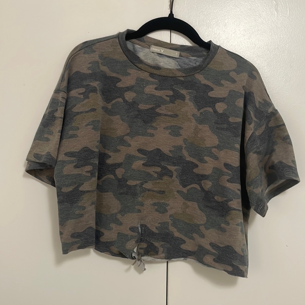 Tresics Army Print Crop Blouse
